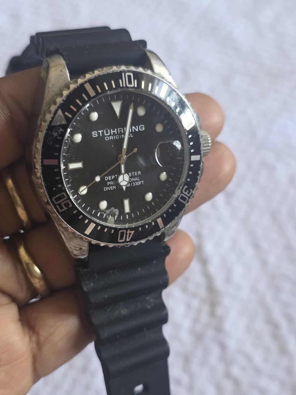 Stuhrling Original Black Dial Silver Case Diver Watch with Black Strap Need Batt